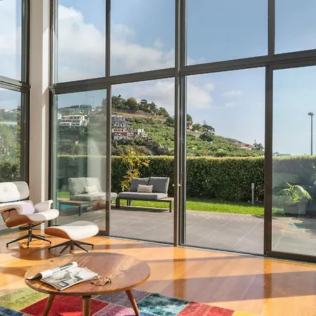 Willa Quebradas By An Island *