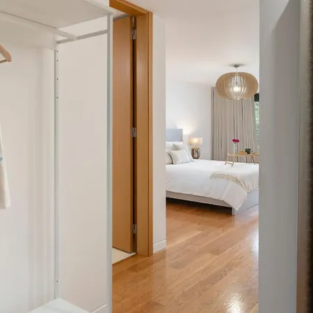 Quebradas By An Island