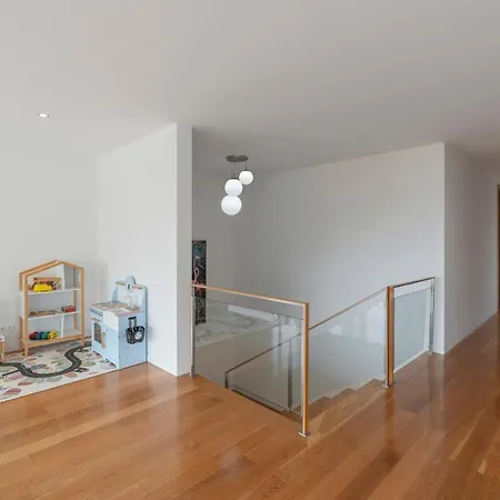 Willa Quebradas By An Island *