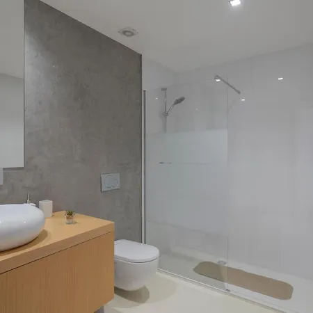 Willa Quebradas By An Island Funchal (Madeira)