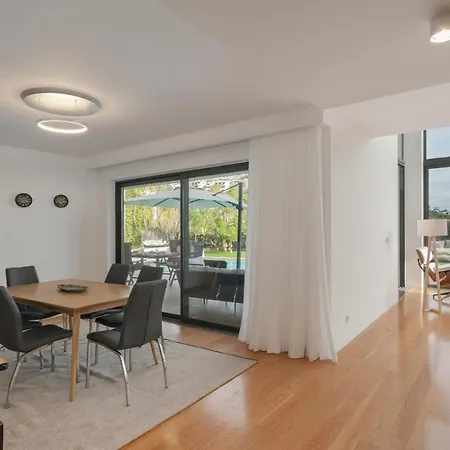Quebradas By An Island Villa *