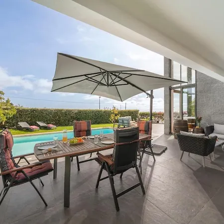 Villa Quebradas By An Island Funchal (Madeira)