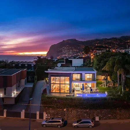 Quebradas By An Island Фуншал