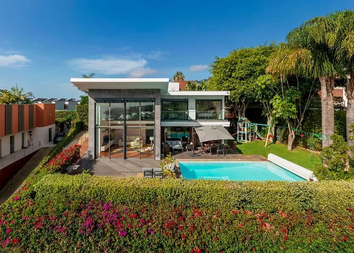 Villa Quebradas By An Island Funchal (Madeira)