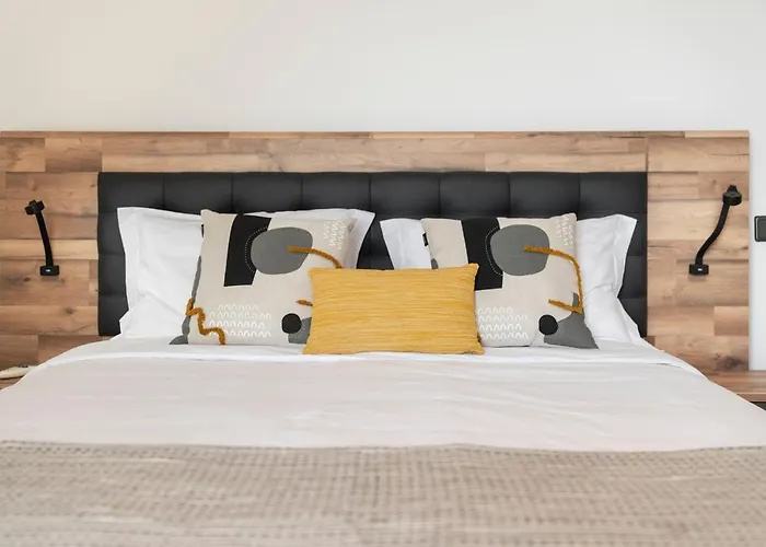 Vila Quebradas By An Island