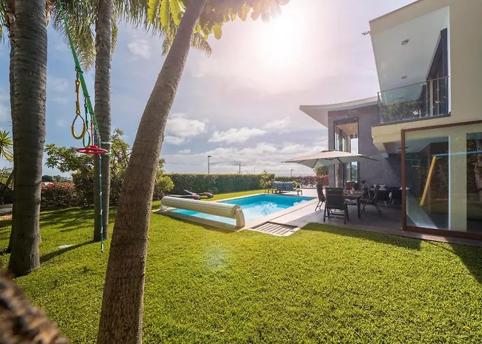 Quebradas By An Island Villa