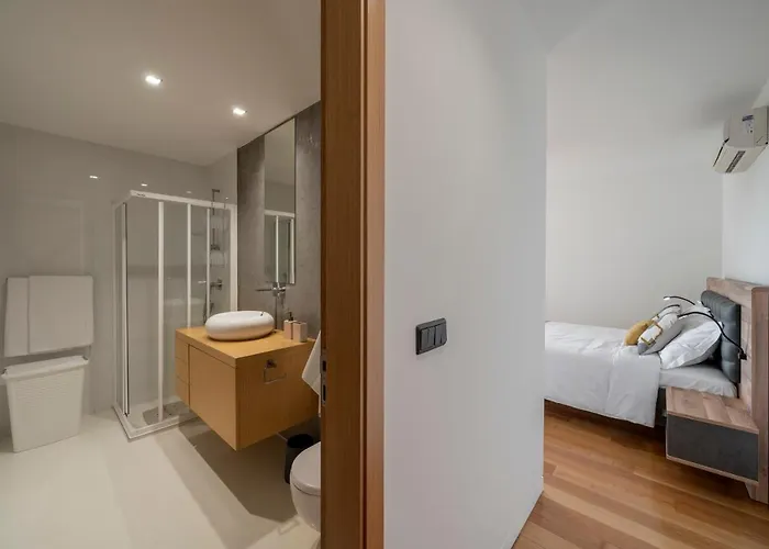 Villa Quebradas By An Island *