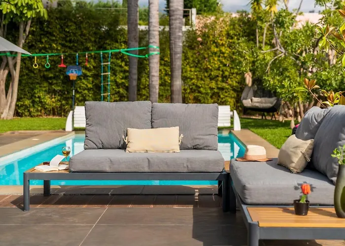 Villa Quebradas By An Island