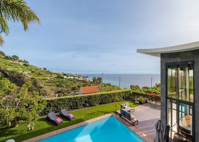 Villa Quebradas By An Island