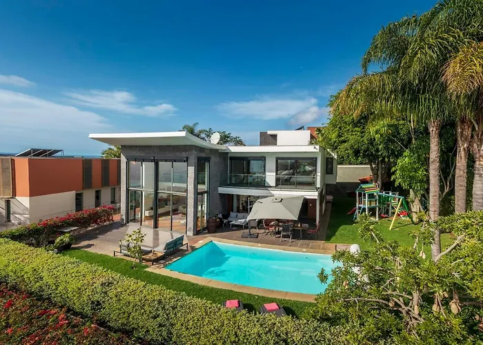 Quebradas By An Island Villa *